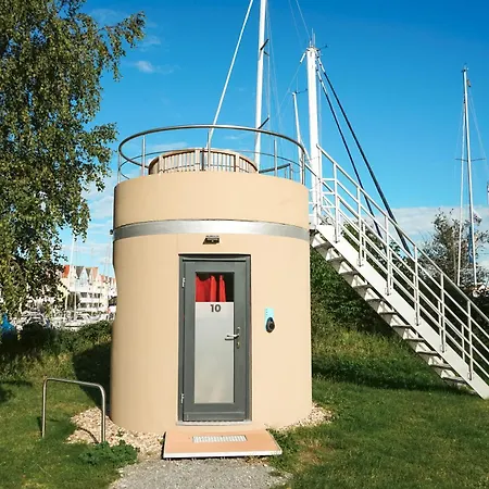 Slube Am Yachthafen *