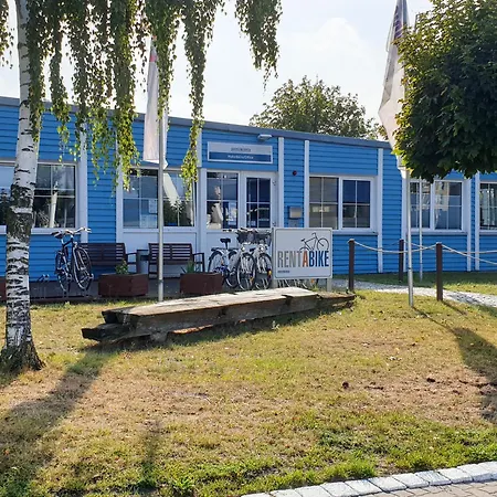 Slube Am Yachthafen *