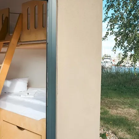 Slube Am Yachthafen