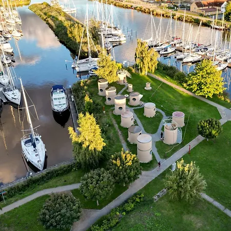 Slube Am Yachthafen Greifswald