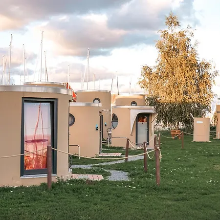 Отель Slube Am Yachthafen