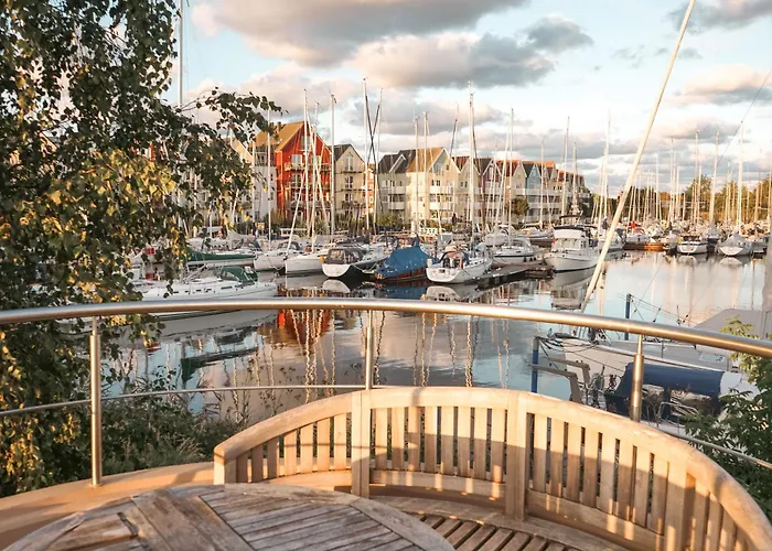 Slube Am Yachthafen Отель Грайфсвальд